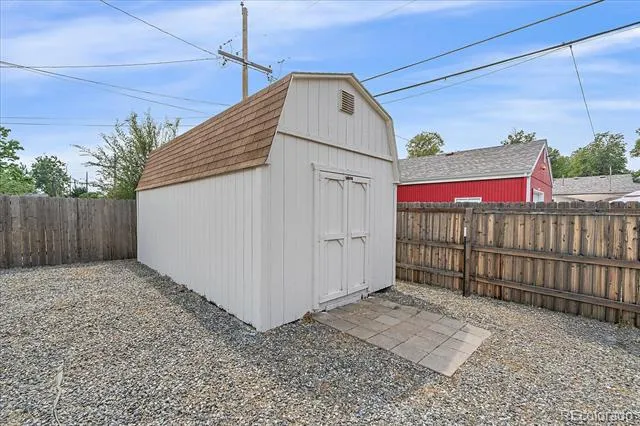 2357 Nome Street Aurora, CO 80010