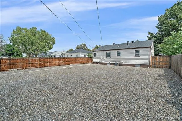 2357 Nome Street Aurora, CO 80010
