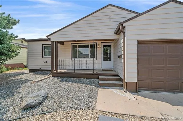 2357 Nome Street Aurora, CO 80010
