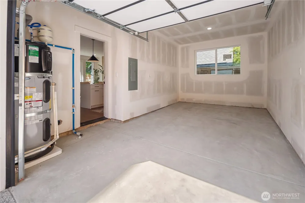 2650 NW 95th Street Seattle, WA 98117