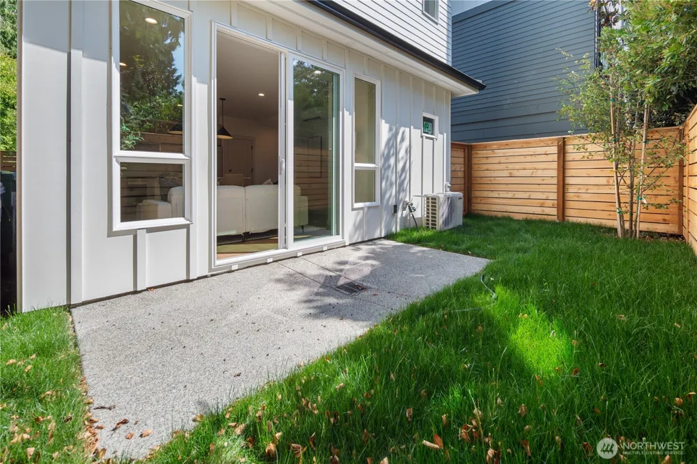 2650 NW 95th Street Seattle, WA 98117