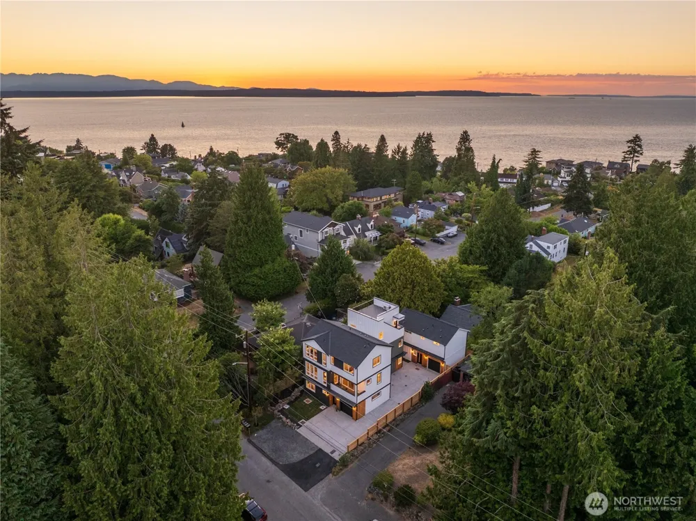 2650 NW 95th Street Seattle, WA 98117