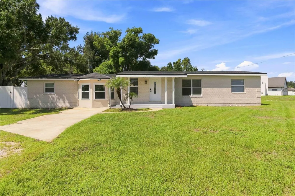 4870 LAKE CECILE DRIVE Kissimmee, FL 34746