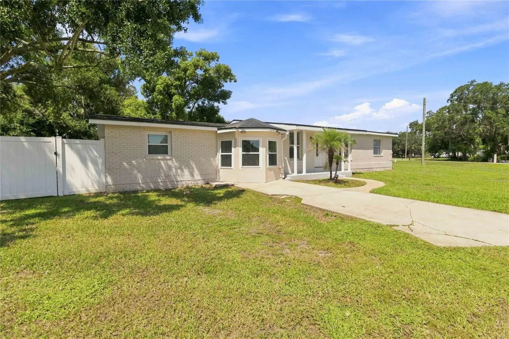 4870 LAKE CECILE DRIVE Kissimmee, FL 34746