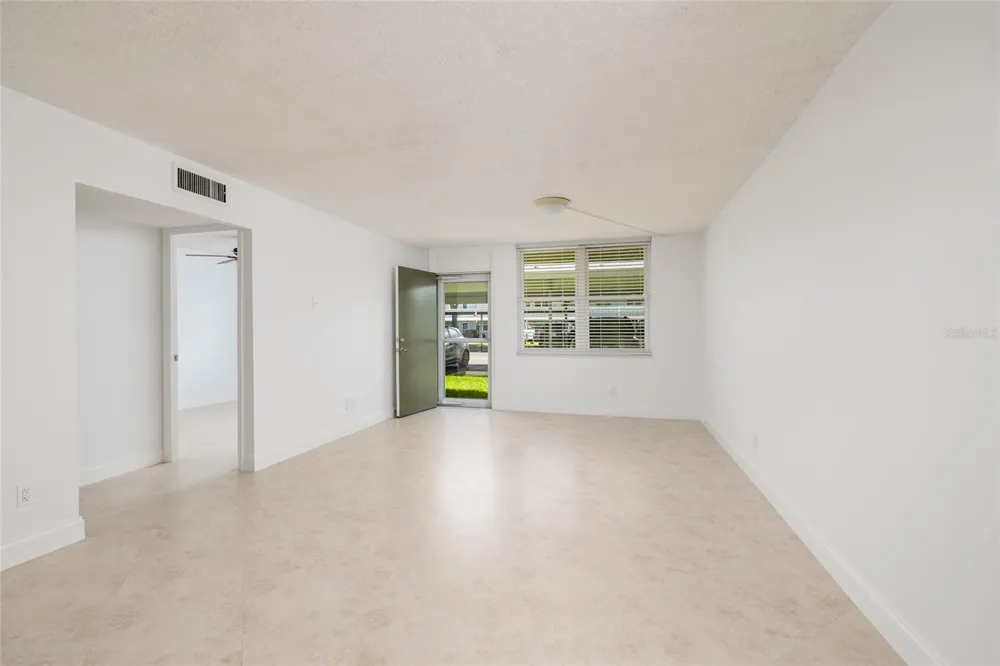 4890 BAY STREET NE #128 St Petersburg, FL 33703