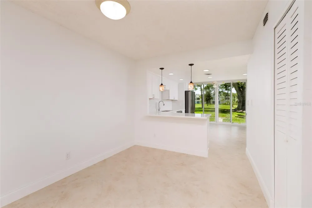 4890 BAY STREET NE #128 St Petersburg, FL 33703
