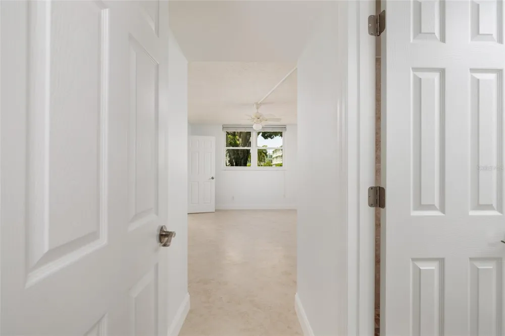 4890 BAY STREET NE #128 St Petersburg, FL 33703