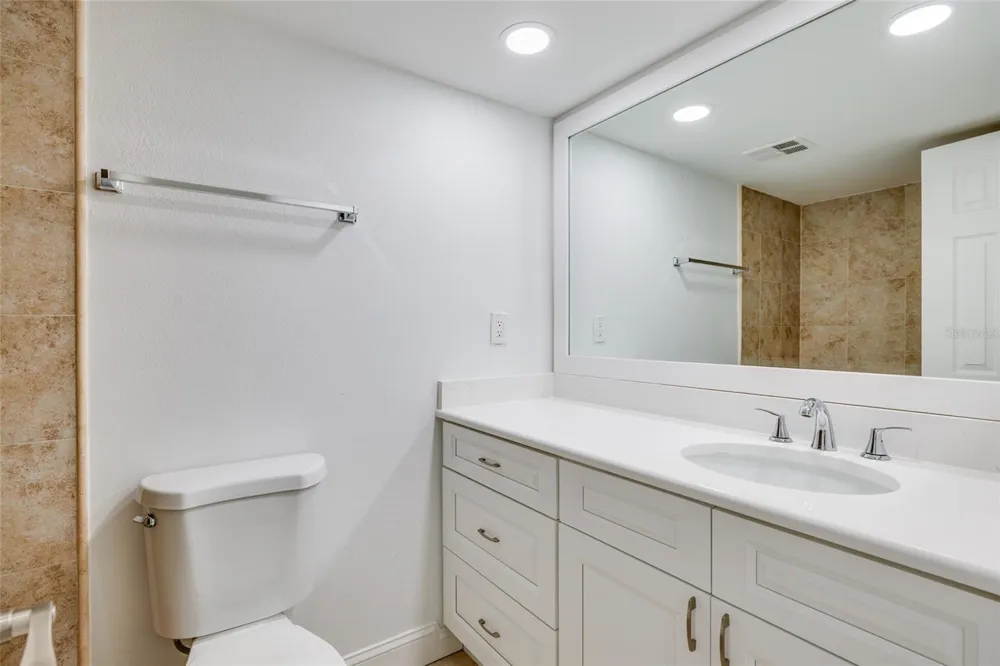 4890 BAY STREET NE #128 St Petersburg, FL 33703