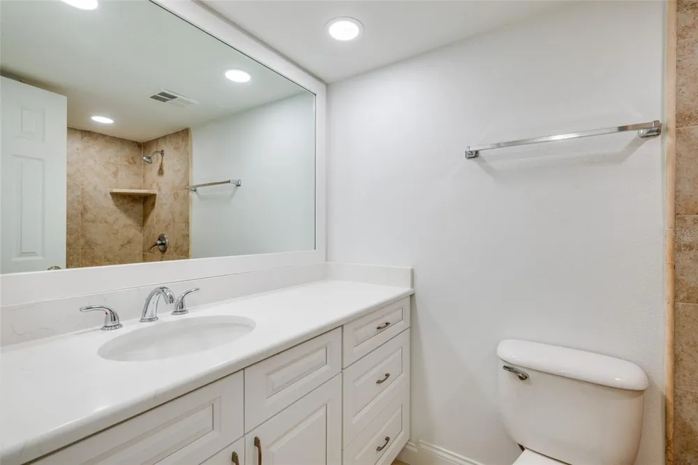 4890 BAY STREET NE #128 St Petersburg, FL 33703