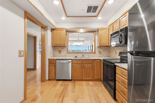 1900 E Girard Place #806 Englewood, CO 80113