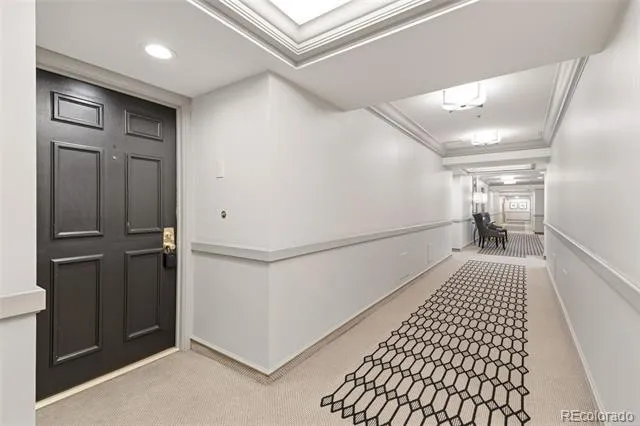 1900 E Girard Place #806 Englewood, CO 80113