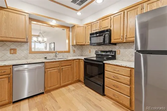 1900 E Girard Place #806 Englewood, CO 80113
