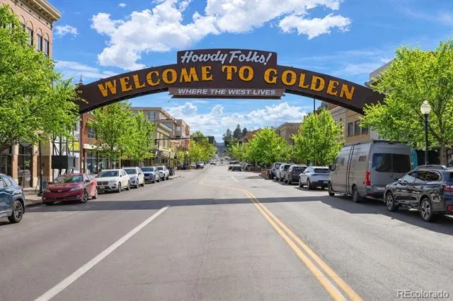 722 Washington Avenue #306 Golden, CO 80401