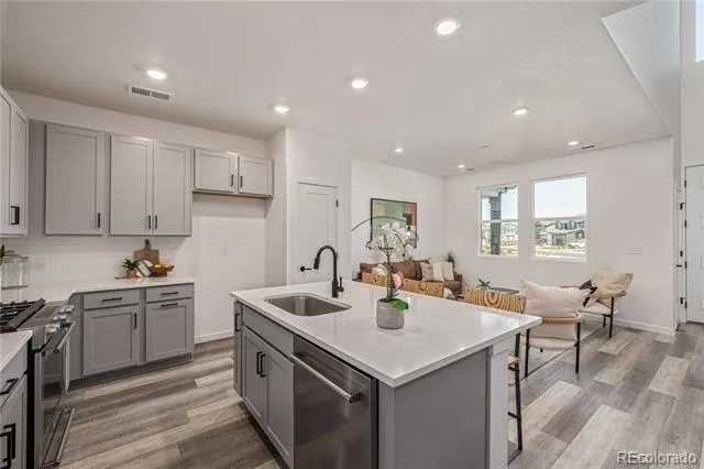 5688 Killarney Court Aurora, CO 80019