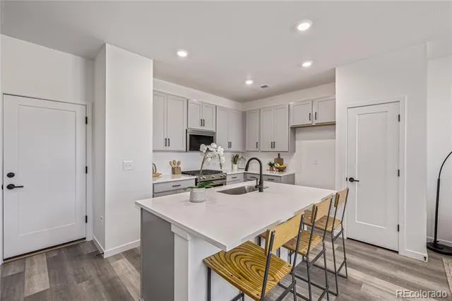 5688 Killarney Court Aurora, CO 80019