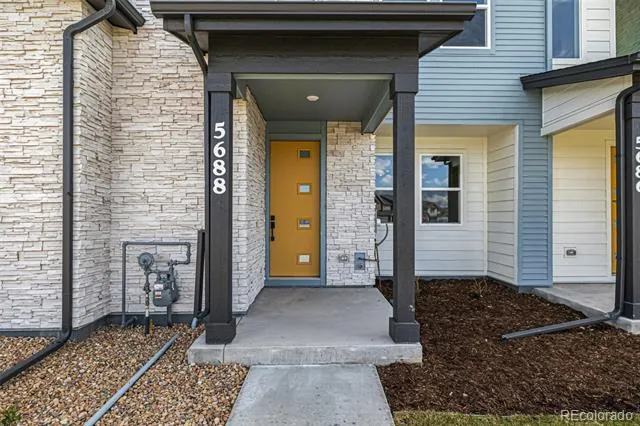 5688 Killarney Court Aurora, CO 80019