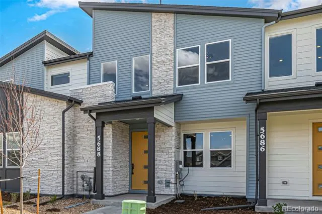 5688 Killarney Court Aurora, CO 80019