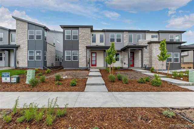 20520 E 58th Avenue Aurora, CO 80019