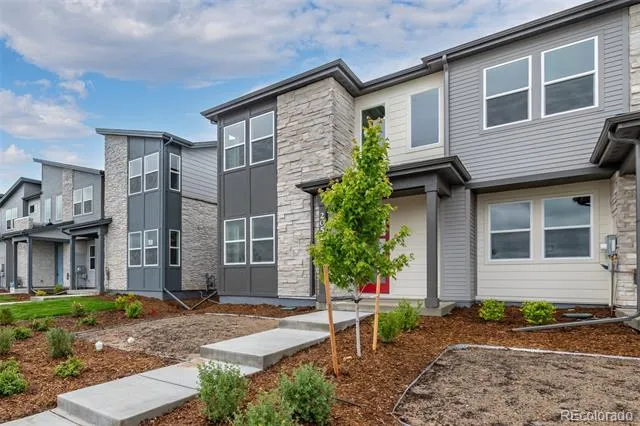 20520 E 58th Avenue Aurora, CO 80019