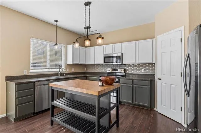 409 Lockwood Street Castle Rock, CO 80104