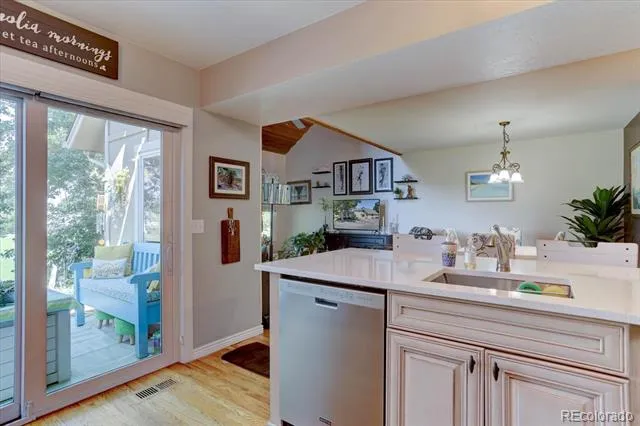 2671 S Xanadu Way #B Aurora, CO 80014