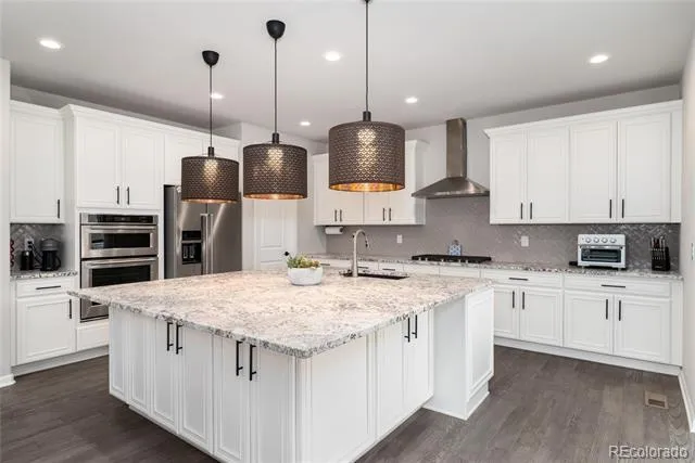 6822 S Vandriver Court Aurora, CO 80016