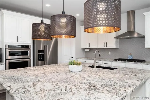 6822 S Vandriver Court Aurora, CO 80016