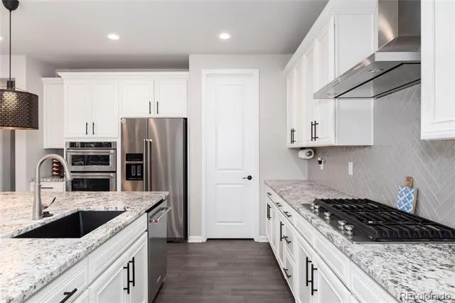 6822 S Vandriver Court Aurora, CO 80016