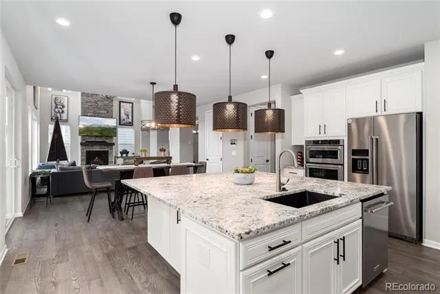 6822 S Vandriver Court Aurora, CO 80016
