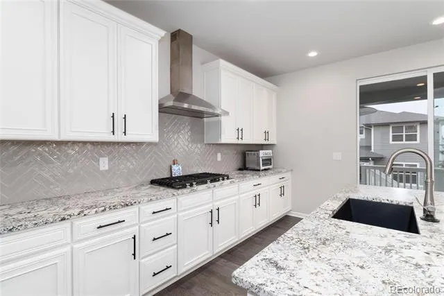 6822 S Vandriver Court Aurora, CO 80016