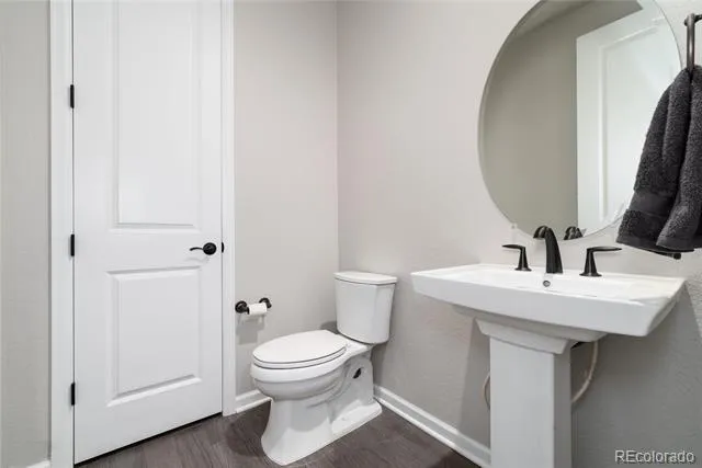 6822 S Vandriver Court Aurora, CO 80016