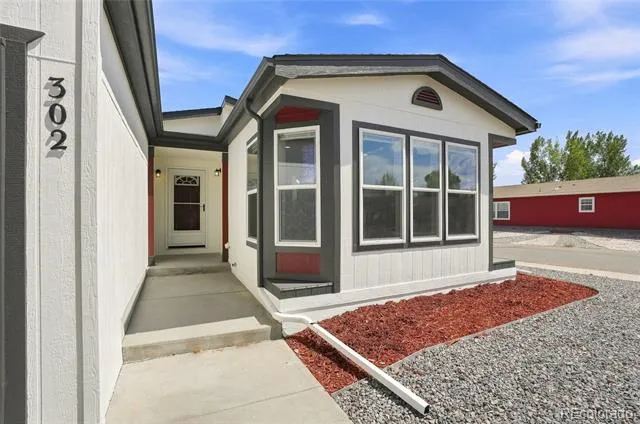 302 Apache Place Lochbuie, CO 80603