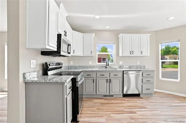 302 Apache Place Lochbuie, CO 80603