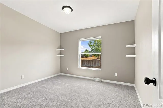 302 Apache Place Lochbuie, CO 80603
