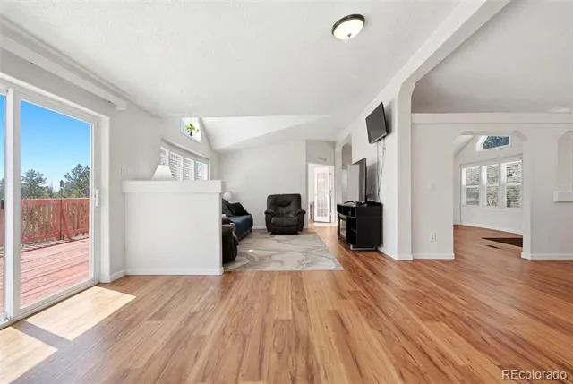 24124 Agate Trail Deer Trail, CO 80105