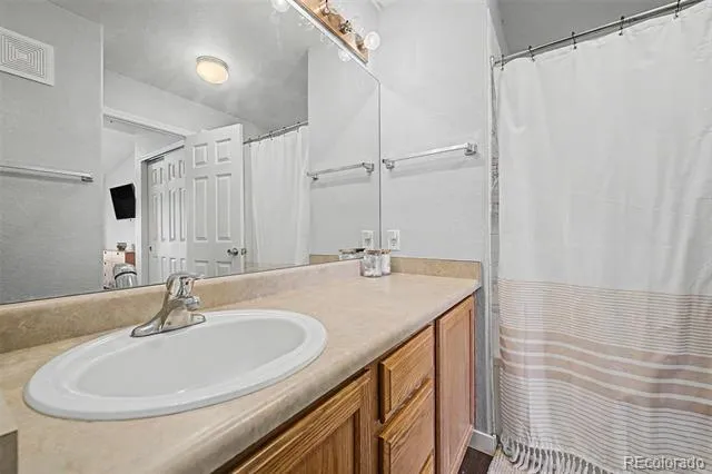 12711 Colorado Boulevard #914 Thornton, CO 80241