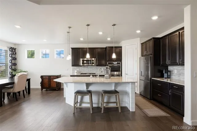 8015 S Vandriver Way Aurora, CO 80016