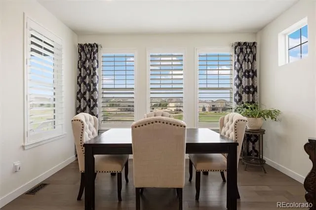 8015 S Vandriver Way Aurora, CO 80016