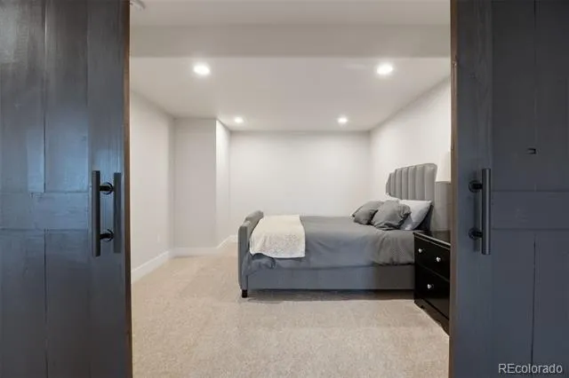 8015 S Vandriver Way Aurora, CO 80016