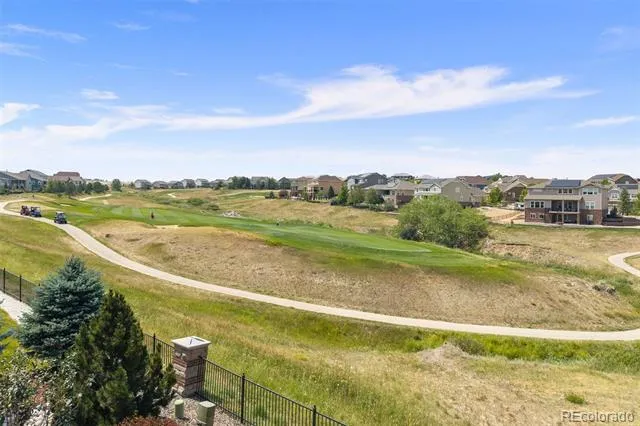 8015 S Vandriver Way Aurora, CO 80016