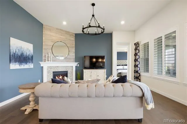 8015 S Vandriver Way Aurora, CO 80016