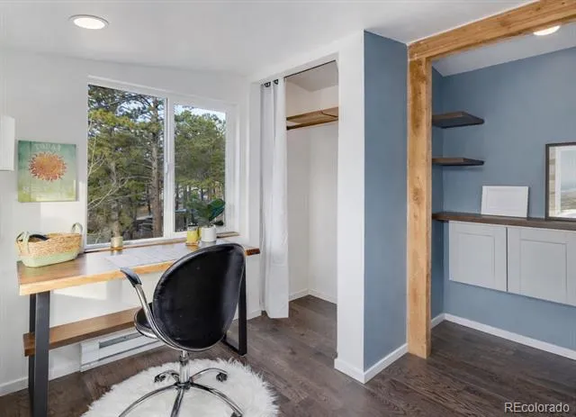 24 Signal Rock Road Golden, CO 80403
