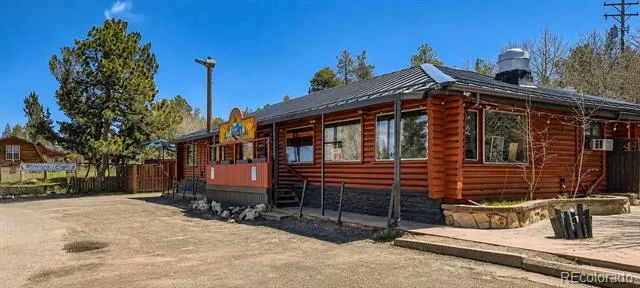 24 Signal Rock Road Golden, CO 80403