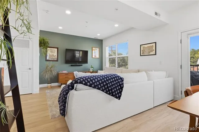 3025 Umatilla Street #204 Denver, CO 80211