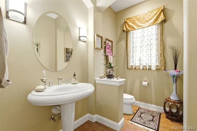39 Royal Ann Drive Greenwood Village, CO 80111