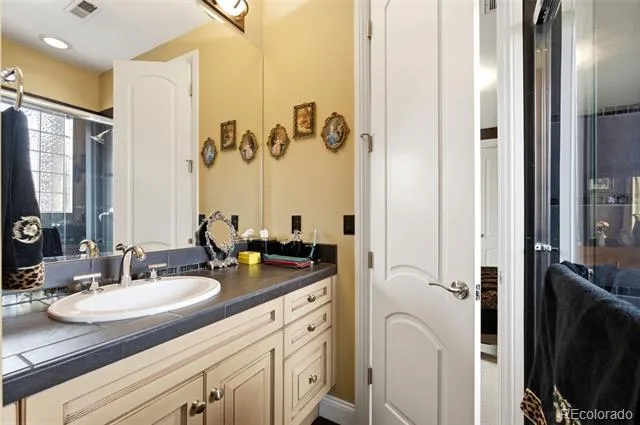 39 Royal Ann Drive Greenwood Village, CO 80111