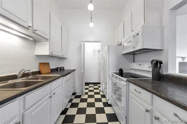 7132 S Bryant Street #231 Littleton, CO 80120