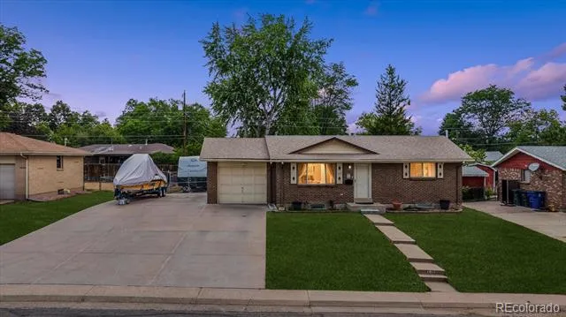 1611 S Carr Street Lakewood, CO 80232