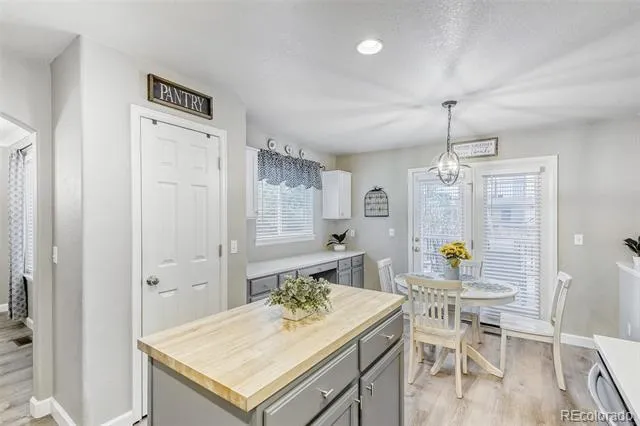360 Kingbird Circle Highlands Ranch, CO 80129