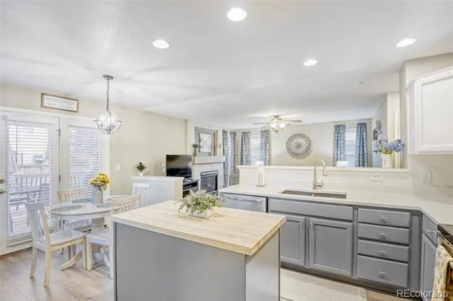 360 Kingbird Circle Highlands Ranch, CO 80129